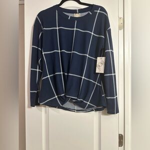 Tru Self women’s Navy Blue and white pattern Top with cute gather at bottom.